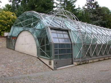 <translation>Orangery at Prague Castle</translation> - foto: Petr Šmídek, 2003