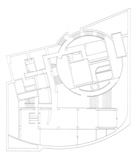 Komerční budova La Collezione - Půdorys 1.pp - foto: Tadao Ando Architects & Associates