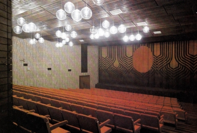 Dom kultúry v Bojniciach na hlavnom námestí - Sála kino, divadlo, koncert, kongresy - foto: archív Milici Marcinkovej