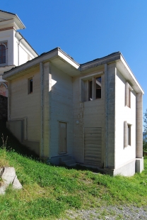 A community mortuary building - foto: Petr Šmídek, 2008