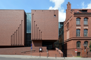 Science and Musical Education Center Symphony - foto: Petr Šmídek, 2013