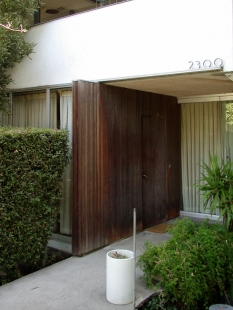 Richard Neutra's private house with studio - foto: Petr Šmídek, 2001