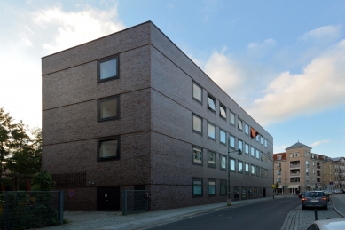 Eberswalde Technical School Library - foto: Petr Šmídek, 2013