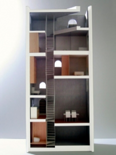 House Tower - Model - foto: Atelier Bow-Wow