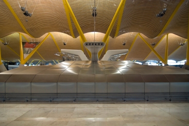 Mezinárodní letiště Barajas - foto: Petr Šmídek, 2007