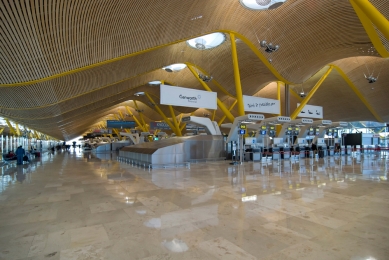 Mezinárodní letiště Barajas - foto: Petr Šmídek, 2007