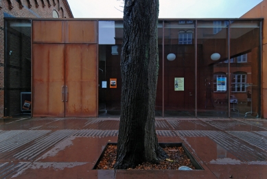 Nicolai Cultural Center - foto: Petr Šmídek, 2012