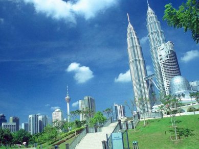 Petronas Twin Towers - foto: © Manfred Leiter, 1997-2005