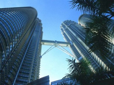 Petronas Twin Towers - foto: © Manfred Leiter, 1997-2005