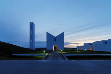 Enghøj Church and Parish Center - foto: Petr Šmídek, 2012