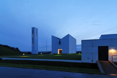 Enghøj Church and Parish Center - foto: Petr Šmídek, 2012