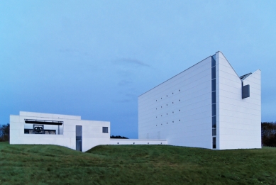 Enghøj Church and Parish Center - foto: Petr Šmídek, 2012