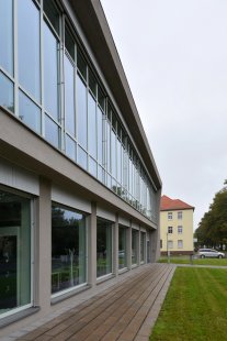 Přestavba Café am Bauhaus na knihovnu Bauhaus - foto: Petr Šmídek, 2014