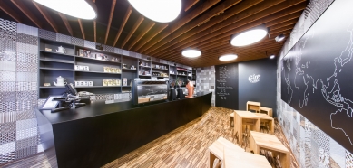 Gill's Coffee SHOP & ESPRESSO BAR - foto: Jakub Holas