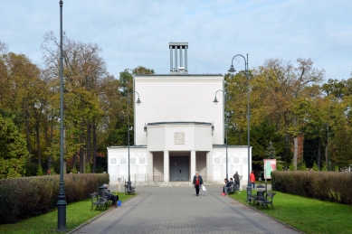 Friedhofskapelle Oswitz - foto: Petr Šmídek, 2014