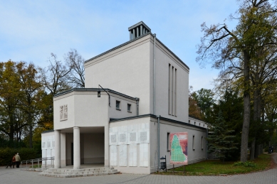 Friedhofskapelle Oswitz - foto: Petr Šmídek, 2014