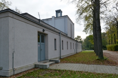 Friedhofskapelle Oswitz - foto: Petr Šmídek, 2014