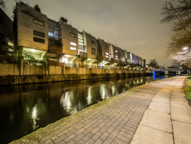 Grand Union Canal Walk Housing - foto: © Jaroslav Mareš | Hivision.cz