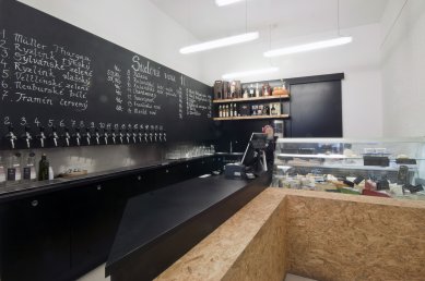 Wine shop and cheese shop in Blansko - foto: Ing. arch. Jakub Caha