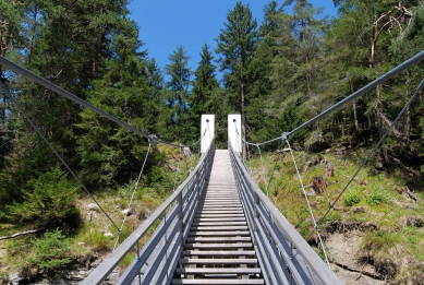 Traversina footbridge II - foto: Petr Šmídek, 2008