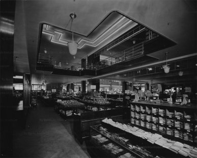 Obchodní dům Wertheim - foto: Architekturmuseum der TU Berlin in der Universitätsbibliothek