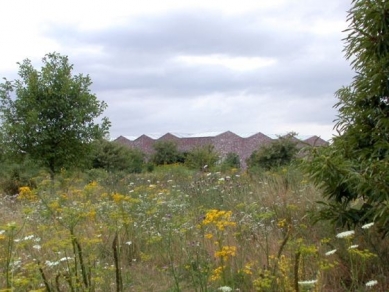 Museum Insel Hombroich - 12 prostorů s mnoha výstavními soubory - exteriér - foto: Petr Šmídek, 2003