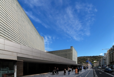 Kursaal - kulturní centrum a koncertní síň - foto: Petr Šmídek, 2013