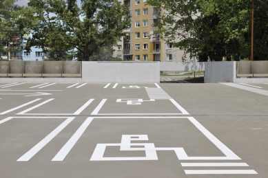 Velenje Car Park - foto: Miran Kambič