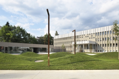 Velenje Car Park - foto: Miran Kambič