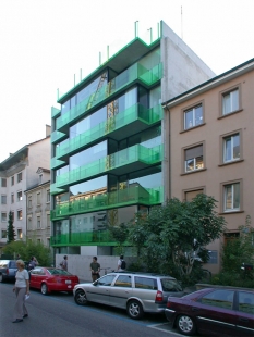 Loftový dům Colmarerstrasse - foto: Petr Šmídek, 2003