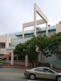 Santa Monica Place - foto: Petr Šmídek, 2001