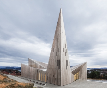 Community Church Knarvik - foto: Hundven-Clements Photography