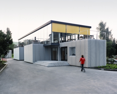 Modular cafeteria in Vizovice - foto: Simon Oberhofer