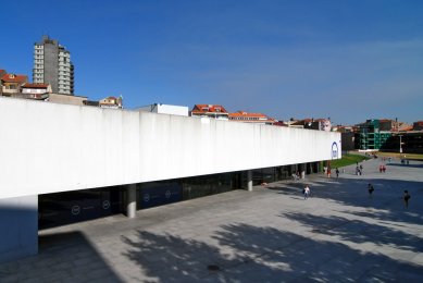 Trindade Subway Station - foto: Petr Šmídek, 2011