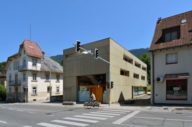 Banka pro Tyrolsko a Vorarlbersko - foto: Petr Šmídek, 2015