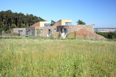 Rodinná vila u Mladé Boleslavi - foto: Robert Žákovič