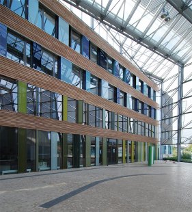 Ministerstvo životního prostředí - Vstupní atrium - foto: © Petr Šmídek, 2007