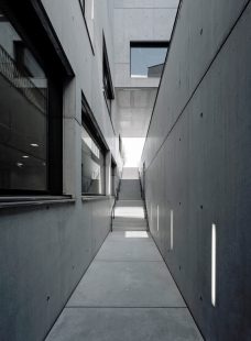 Special Education Centre - foto: Courtesy of Marte Marte Architekten