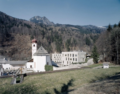 Special school and dormitory Mariatal - foto: Bruno Klomfar