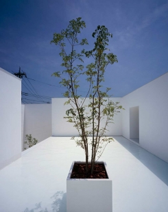 White Cave House - foto: Takuro Yamamoto Architects 