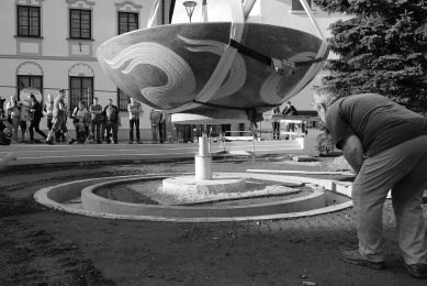 Reconstruction of the surfaces of Republic Square