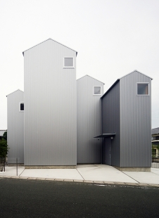 House in Kosai - foto: Shuhei Goto Architects 