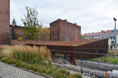 Cultural-Educational Center and Rosary Garden at the St. Hyacinth Church in Bytom - foto: Petr Šmídek, 2015