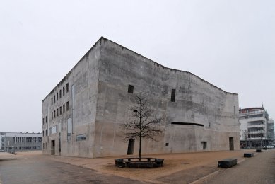 Maria-Magdalena-Kirche - foto: Petr Šmídek, 2013