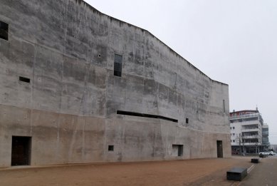 Kostel sv. Marie Magdalény ve Freiburgu - foto: Petr Šmídek, 2013