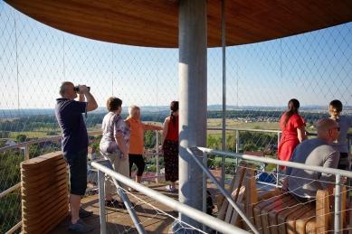 Hýlačka Lookout Tower - foto: Martin Kocich