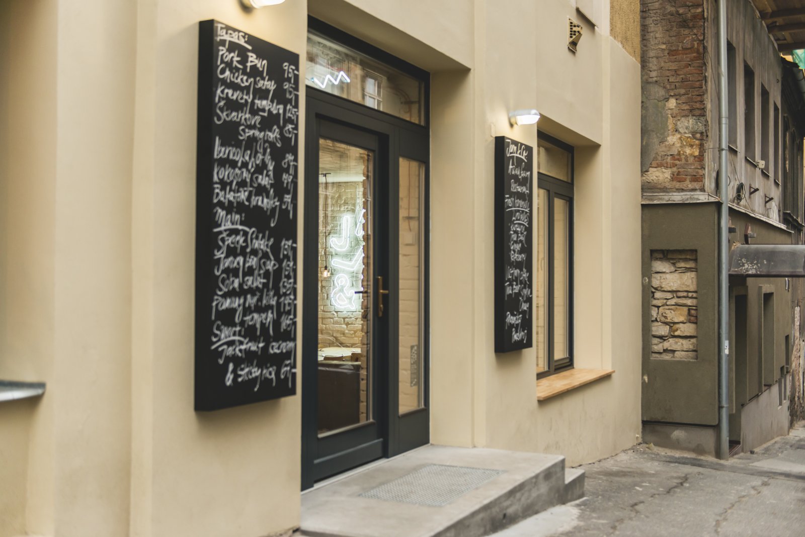 archiweb.cz Jam and Co.