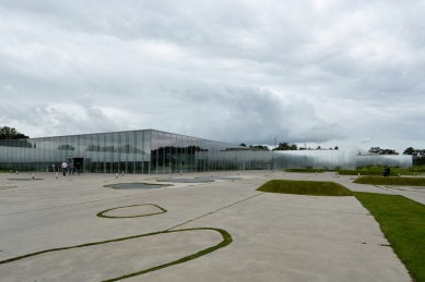 Louvre Lens - foto: Petr Šmídek, 2016