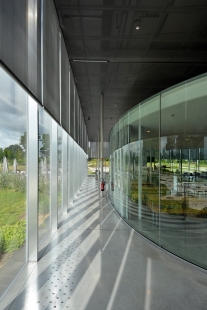 Louvre Lens  - foto: Petr Šmídek, 2016