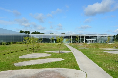 Louvre Lens - foto: Petr Šmídek, 2016